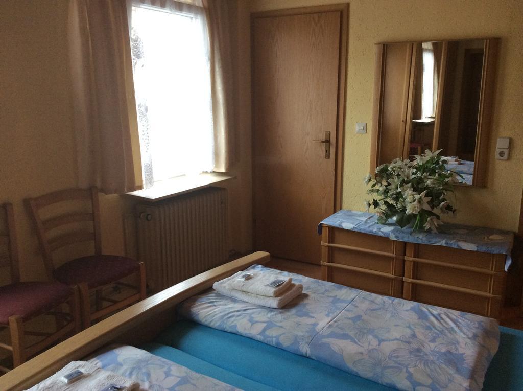 Hotel Drei Könige Neckarbischofsheim Zimmer foto